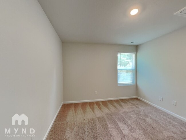 Building Photo - 116 Chandler Ct