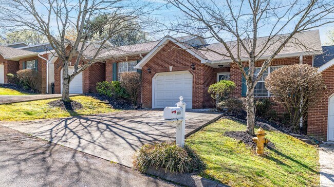 Building Photo - 1315 Lucy Way