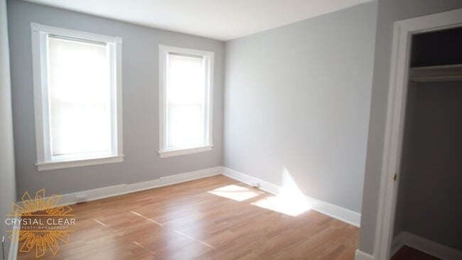 Building Photo - 125 W 23rd St