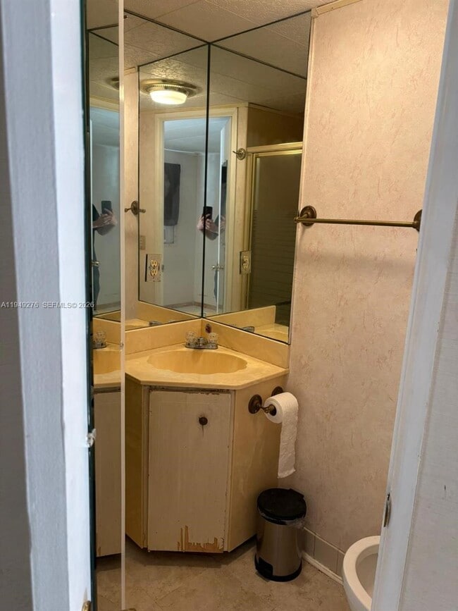 Building Photo - 1531 SW 64th Way