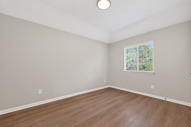 Building Photo - 14722 Palladio Dr