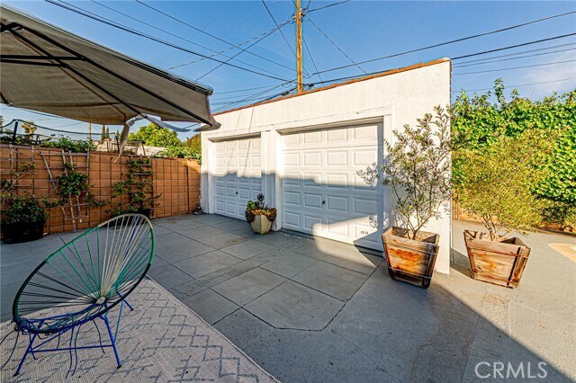Building Photo - 1226 Meadowbrook Ave