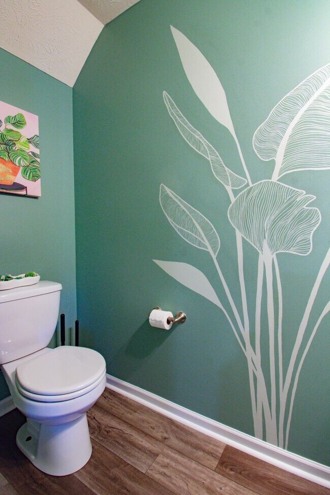 Building Photo - Coming Soon! 3 Bedroom 2.5 Bathroom with Large Fence Yard