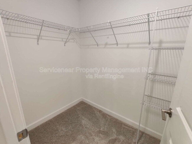 Building Photo - 1312 White Fox Run