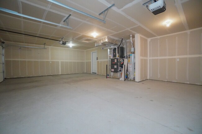 Building Photo - 3067 N Greengate Wy