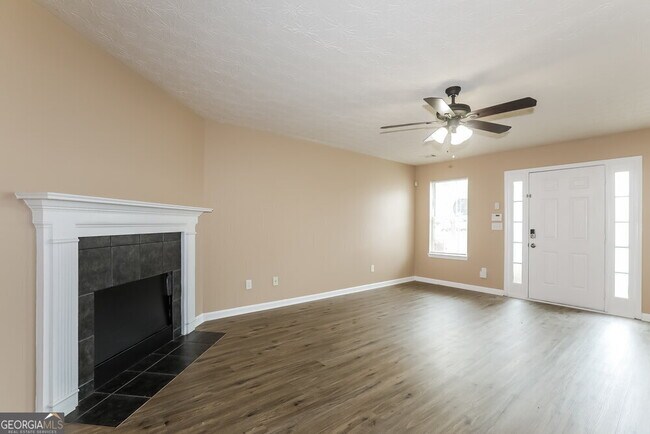 Building Photo - 2862 Vining Ridge Terrace