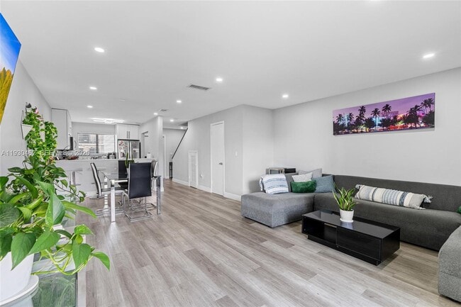 Building Photo - 13408 SW 62nd St