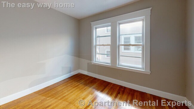 Building Photo - 5 Edgar Terrace