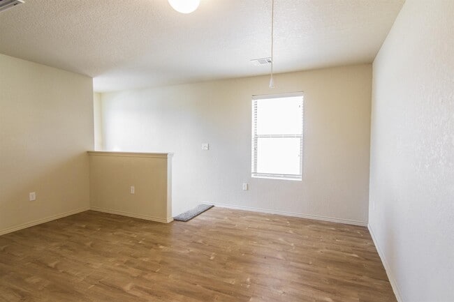 Building Photo - 3407 Apache Meadows Drive