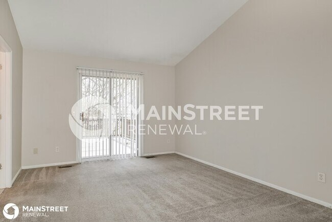 Building Photo - 8 Shady Village Ct, Lake St. Louis, MO 63367