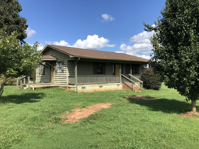 Building Photo - 6511 W Oak Hwy