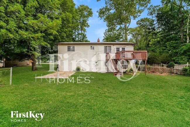 Building Photo - 667 E Edgewood Ave