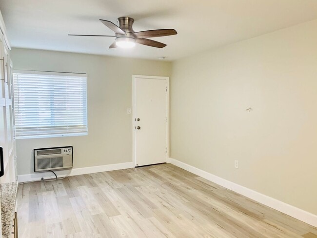 Building Photo - AVAILABLE NOW! LIVE IN THE HEART OF LA JOL...
