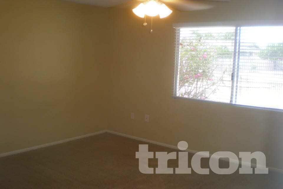 Building Photo - 10025 W Coggins Dr