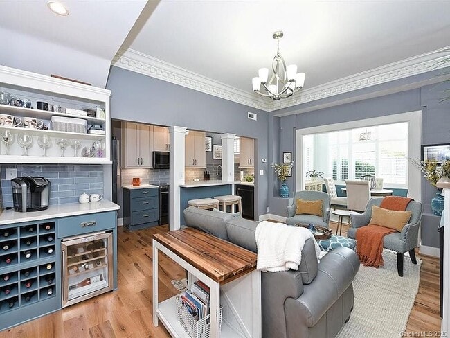 Building Photo - 2501 Roswell Ave