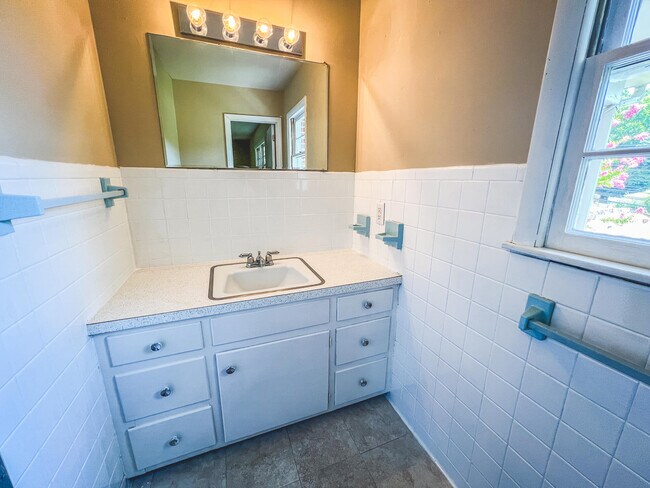 Building Photo - 539 TN-126