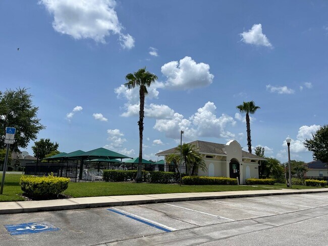 Building Photo - SOUTHEAST ORLANDO  - NICE UPGRADED HOUSE IN TIVOLI WOODS VILLAGE