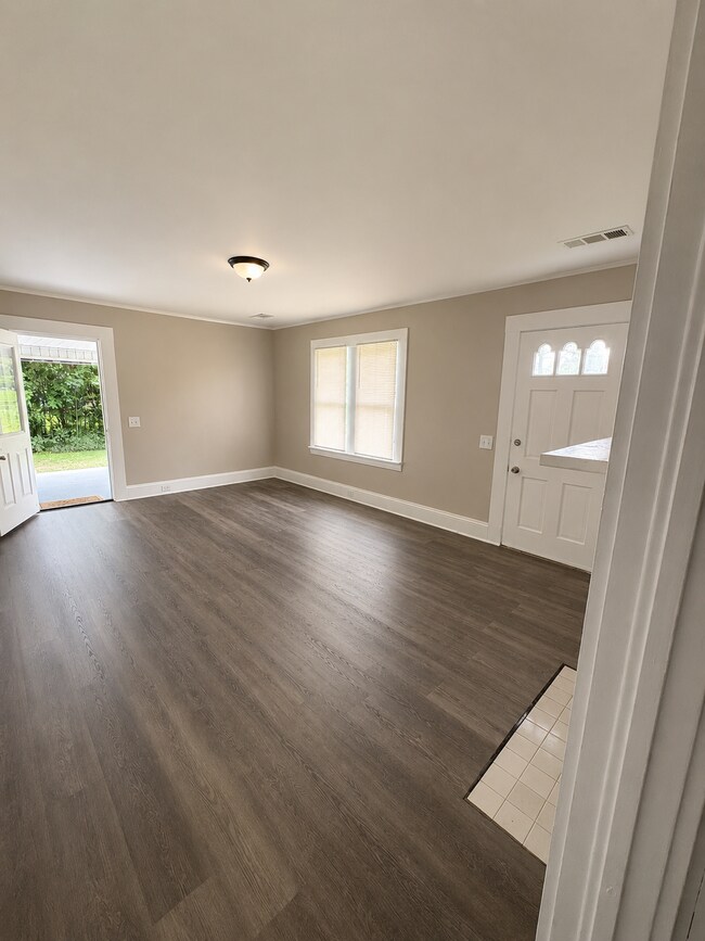 Building Photo - 3726 Irwinton Rd