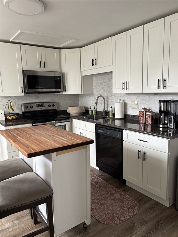 Building Photo - 131 Court St