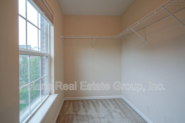 Building Photo - 11910 Riley Dr