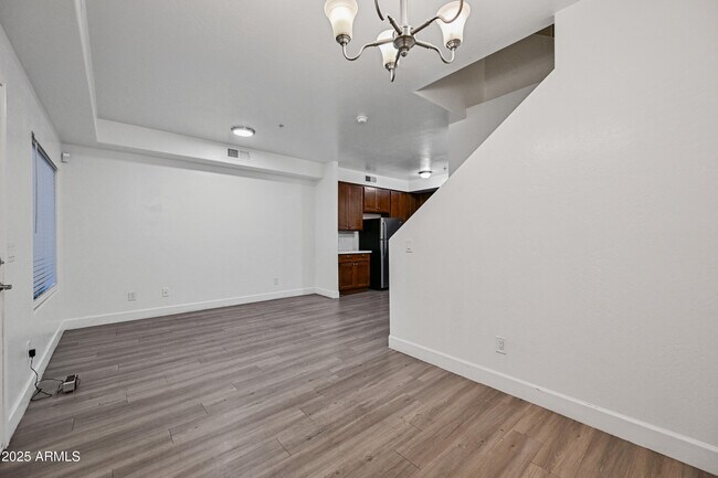 Building Photo - 4608 W Maryland Ave