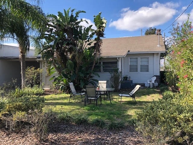 Building Photo - 233 N 9th St