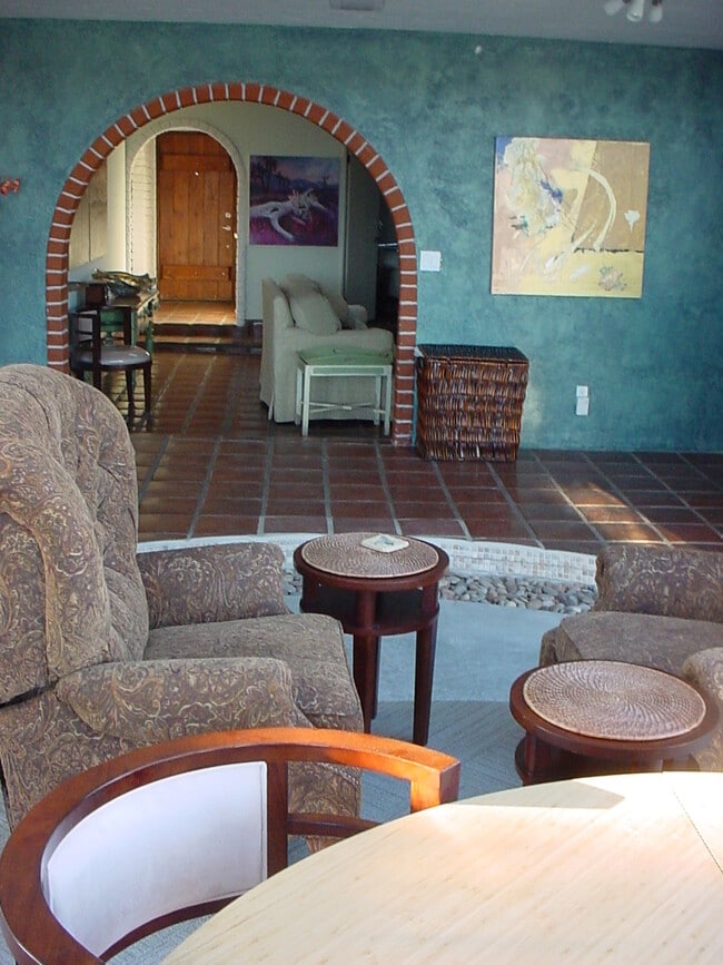 Building Photo - 49415 Mojave Dr