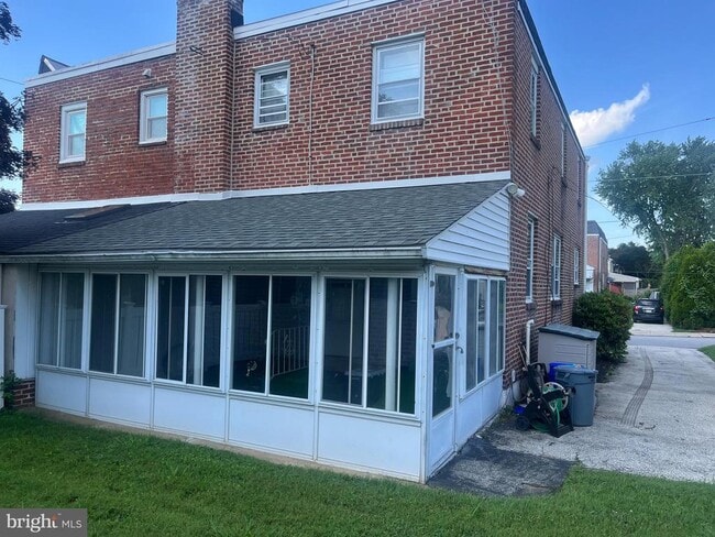 Building Photo - 228 Fitzwilliams Rd