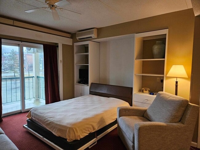 Building Photo - 48 Cooper Memorial Dr