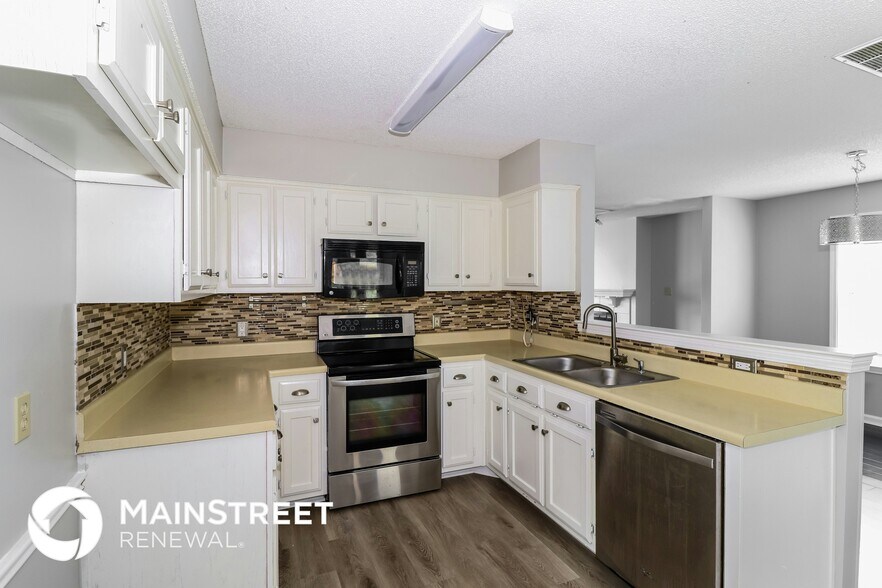 Building Photo - 1656 Sorghum Mill Dr