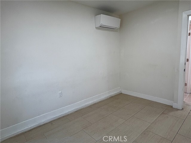 Building Photo - 296 N Allen St