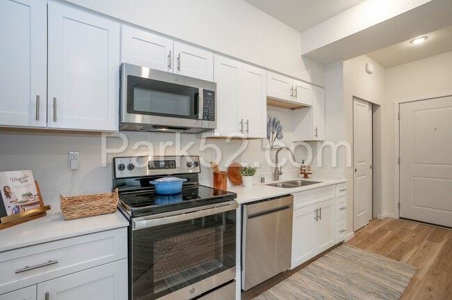 Building Photo - 4546 S Junett St