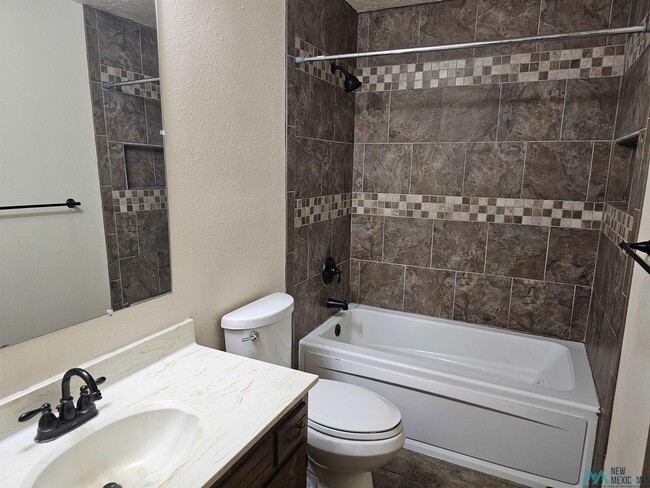 Building Photo - 1600 Arcineiga Dr