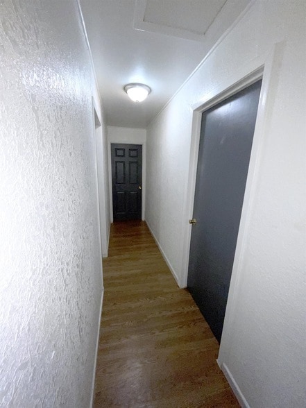 Building Photo - 405 E Bowie St