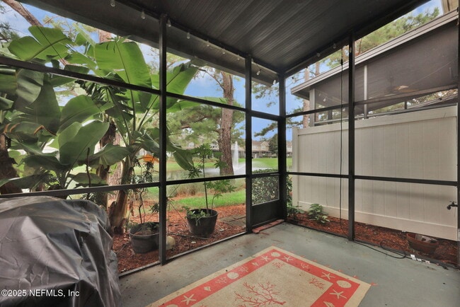 Building Photo - 7576 Red Crane Ln