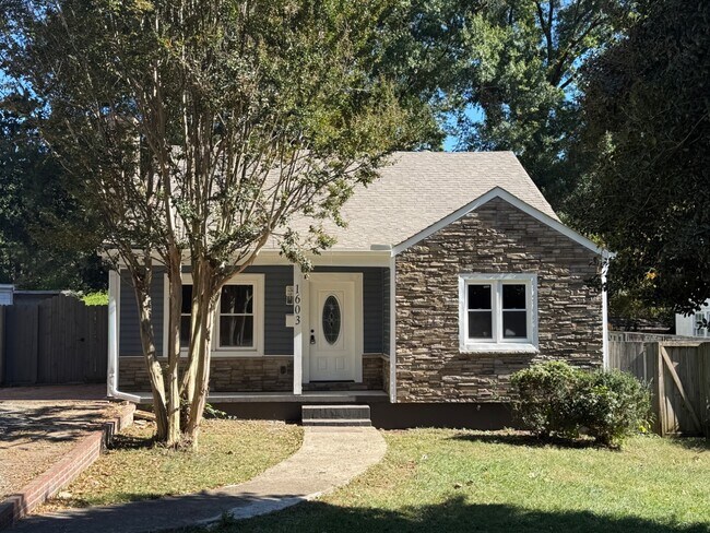 Building Photo - 1603 Browns Ave