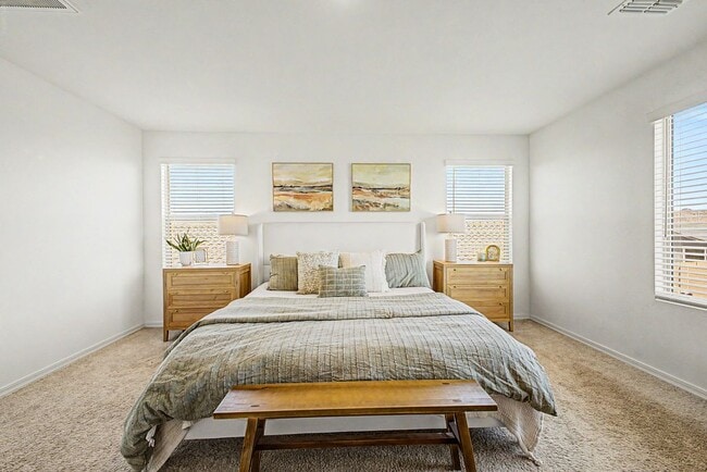 Building Photo - 7598 W Smoketree Dr