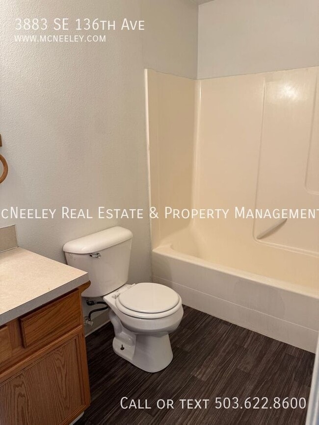 Building Photo - 3883 SE 136th Ave