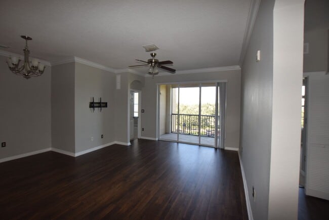 Building Photo - 8168 Boat Hook Loop