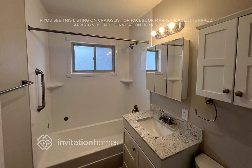 Building Photo - 2727 S Stuart St