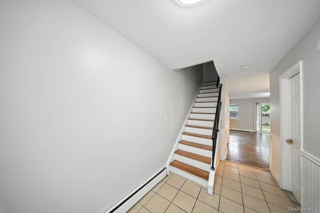 Building Photo - 105 Sheffield Dr