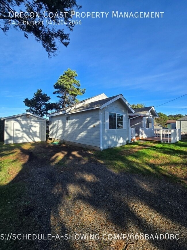 Building Photo - 1441 NW 20th St