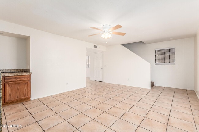Building Photo - 13627 N Hamilton Dr