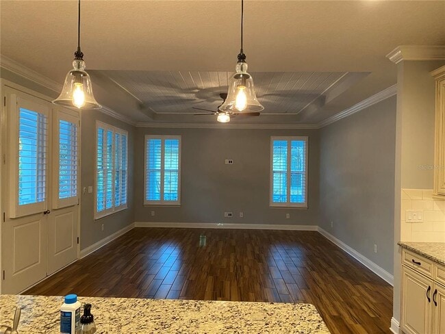 Building Photo - 25 Smiling Fish Ln