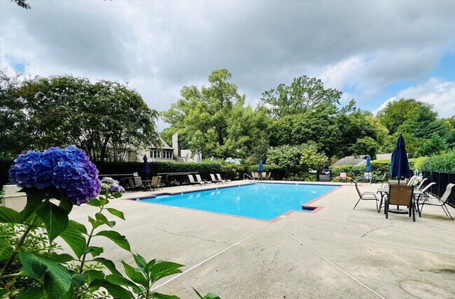 Building Photo - 258 Archer's Mead