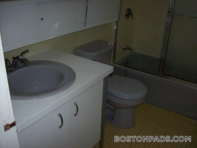 Building Photo - 1455 Commonwealth Ave