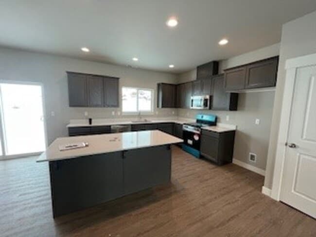 Building Photo - Coming soon Now renting 3 bedroom House