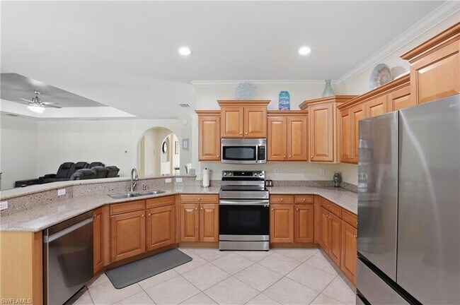 Building Photo - 13818 Farnese Dr