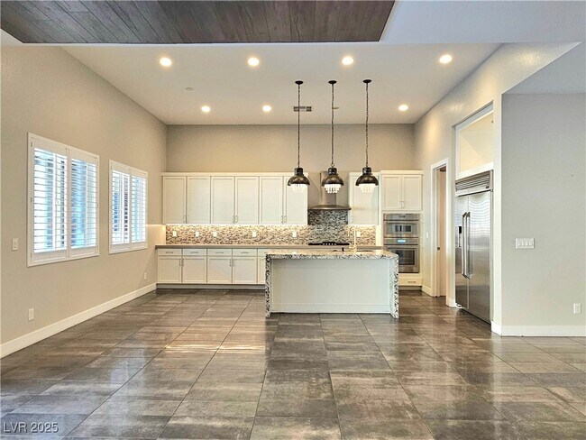 Building Photo - 12374 Skyracer Dr