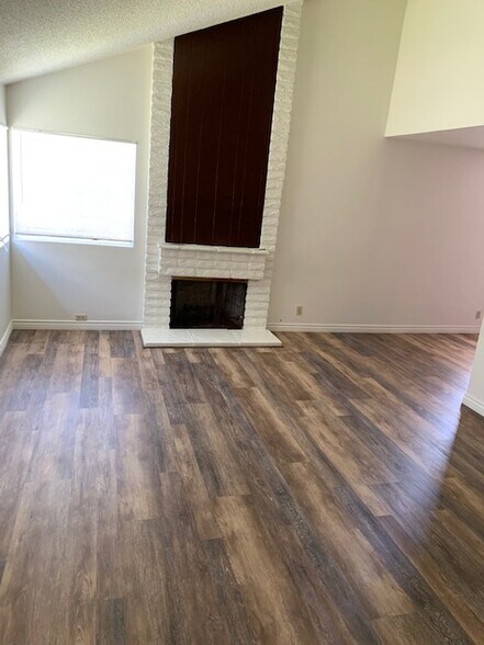 Living Room - 12952 Andy Dr